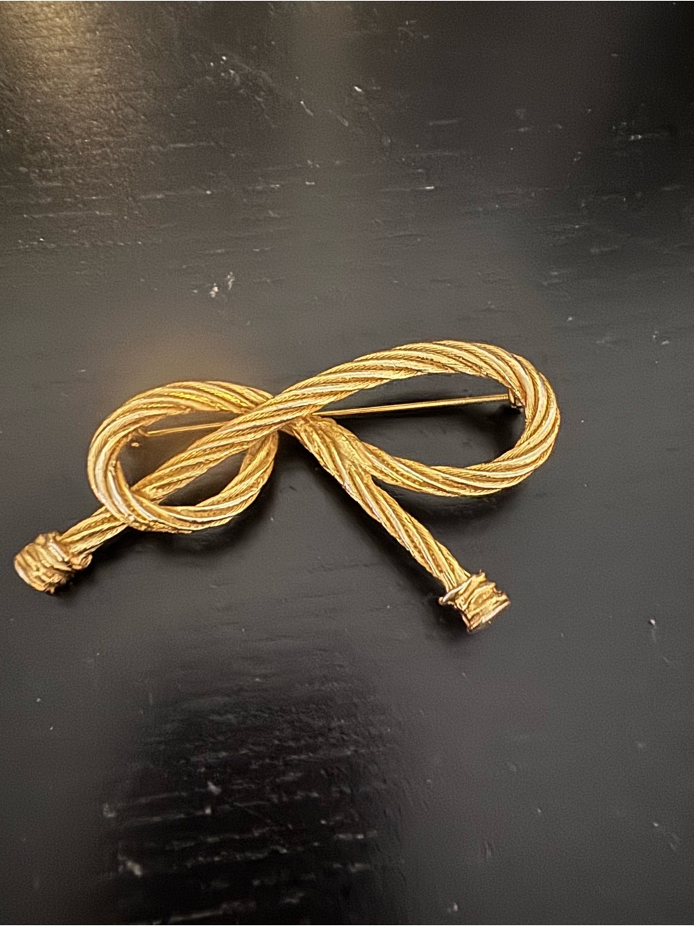 Gold Rope Bow Brooch - Designer Style Women's Jewelry - Picture 2 of 6